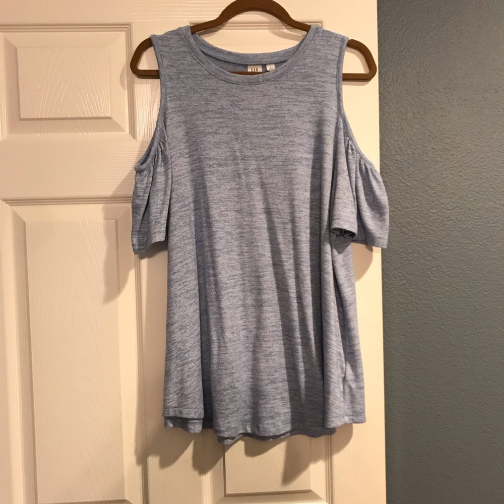 GAP Maternity Cold Shoulder Top